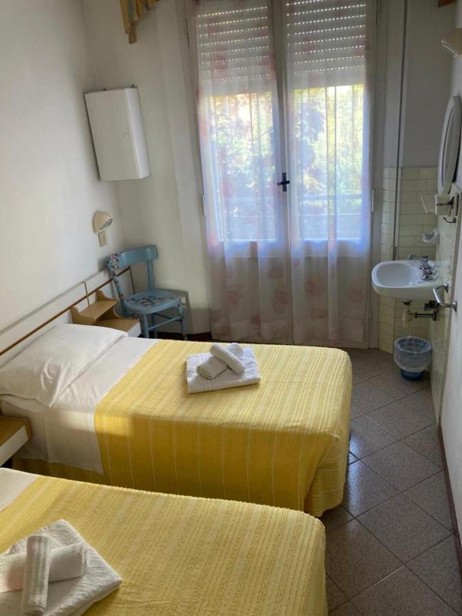Hotel Villa Sorci Rimini Kültér fotó